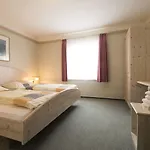 Kleines Wemhoff 3*
